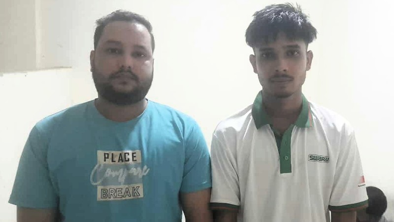 শেখ হাসিনার জন্মদিনে খাদ্যসামগ্রী বিতরণকালে দুই ছাত্রলীগ নেতা গ্রেপ্তার